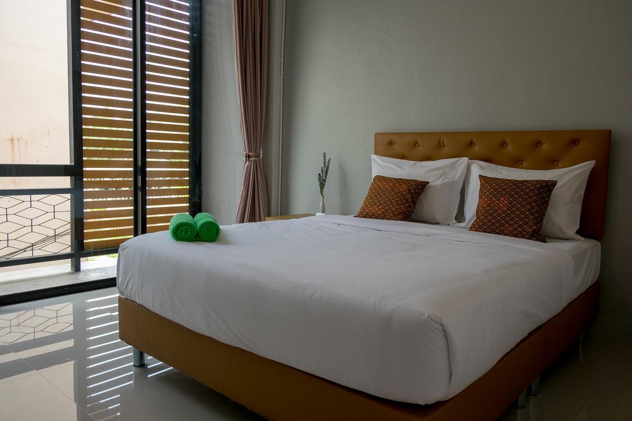 Pugdee Hotel Lang Suan Exterior photo